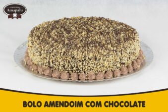 Bolo Amendoim com Chocolate