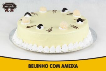 Bolo Beijinho com  Ameixa