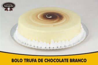 Bolo Trufado de Chocolate Branco