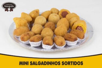 Mini salgadinhos sortidos